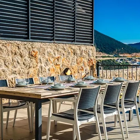 For 10 People With Sea View In Kalkan Center Willa
