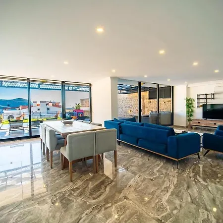 Willa For 10 People With Sea View In Kalkan Center *