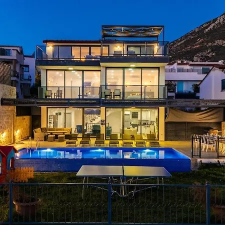 For 10 People With Sea View In Kalkan Center * Kaş