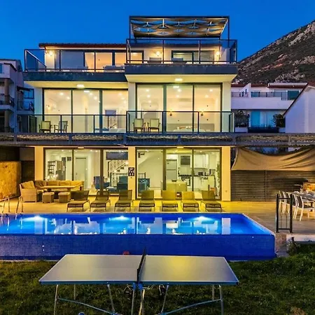 For 10 People With Sea View In Kalkan Center Kaş
