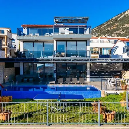 For 10 People With Sea View In Kalkan Center * Kaş