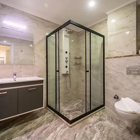For 10 People With Sea View In Kalkan Center Willa *