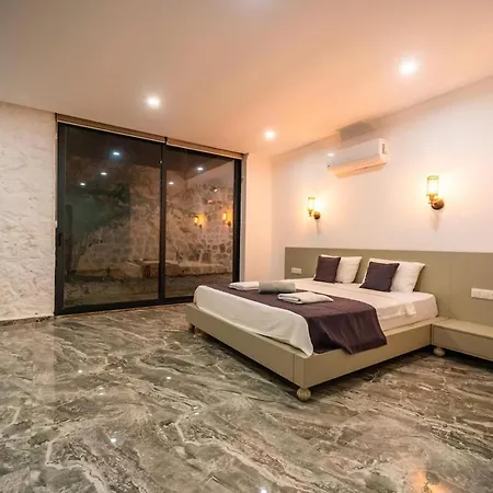 빌라 For 10 People With Sea View In Kalkan Center